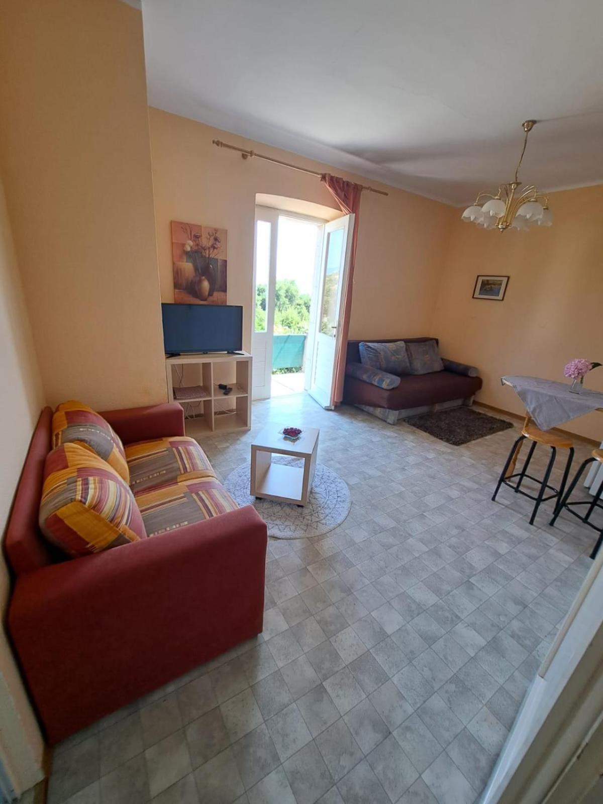 Apartmani Dusica Λομπάρδα Εξωτερικό φωτογραφία
